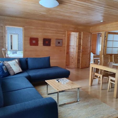 Lake Cottage Jaenisvaara Kolinkylä Екстериор снимка
