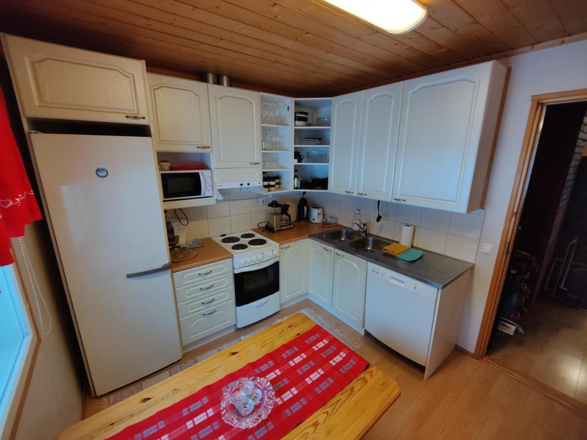 Lake Cottage Jaenisvaara Kolinkylä Екстериор снимка